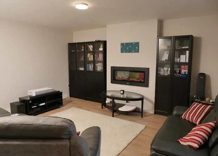 Cozy 2 Bedroom House In Дом отдыха *